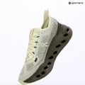 Damen-Laufschuhe On Cloudsurfer Max seedling/olive 9