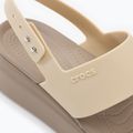 Crocs Brooklyn Met Low Wedge Damen Metall Champagner Sandalen 8