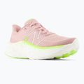 Damen Laufschuhe New Balance Fresh Foam More v4 rosa Mond 11