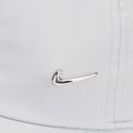 Nike Dri-Fit Club Unstructured Metall Swoosh Kappe leicht rauchgrau/metallisch silber 4