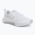 Damen Trainingsschuhe Nike MC Trainer 3 white/photon dust/metallic platinum