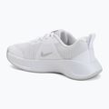 Damen Trainingsschuhe Nike MC Trainer 3 white/photon dust/metallic platinum 3