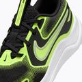 Kinderschuhe Nike Cosmic Runner black/volt/wolf grey 5