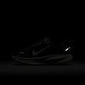 Laufschuhe Nike Vomero 18 black/coconut milk/iron ore/summit white 8