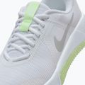 Damen Trainingsschuhe Nike MC Trainer 3 Weiß/Metallic Silber/Bleiche Volt 8