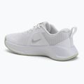 Damen Trainingsschuhe Nike MC Trainer 3 Weiß/Metallic Silber/Bleiche Volt 3