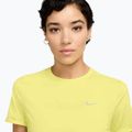 Nike Swift Dri-Fit light zitron Laufshirt für Damen 3