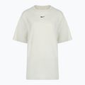 Nike Sportswear Essential leichtes Knochen-T-Shirt für Frauen 4