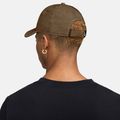 Nike Dri-FIT Club Baseballkappe Moosholz braun/weiß 2