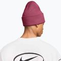 Wintermütze Nike Peak Futura Beanie sweet beet/white 3