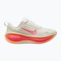 Damen-Laufschuhe Nike Vomero Plus sail/white/orange pulse/hot lava
