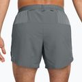 Herren-Shorts Nike Stride Dri-Fit mit 5" Innenbein und Slip-Futter 2