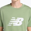Shirt Herren New Balance Schuhe Graphic V Flying oregano 5