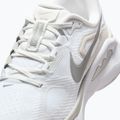 Laufschuhe für Damen Nike Structure Plus white/photon dust/metallic silver 4
