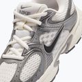 Schuhe Nike V5 RNR phantom/pencil point/black 8