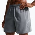 Herren-Shorts Nike Miler Dri-Fit 7" smoke grey/smoke grey