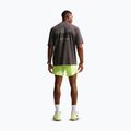 Herren-Laufshorts Nike Stride Dri-Fit 2in1 7" volt ice 3