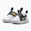 Kinderschuhe Nike Team Hustle D 12 white/black/clear emerald/topaz gold 3