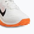 Damen-Laufschuhe Nike ACG Zegama Trail summit white/phantom/safety orange/schwarz 7