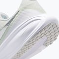 Laufschuhe für Damen Nike Revolution 8 off white/barely green/metallic silver 5