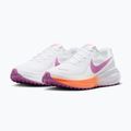 Laufschuhe für Damen Nike Revolution 8 white/orange pulse/light magenta 3