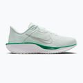 Laufschuhe für Damen Nike Quest 6 barely green/white/metallic silver