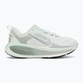 Laufschuhe für Damen Nike Vomero 18 barely green/steam/metallic silver 2
