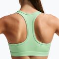 Sport-BH Nike Swoosh cucumber calm/white 4