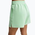 Damen Trainingsshorts Nike 24.7 ImpossiblySoft cucumber calm/illusion green 5