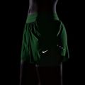 Damen-Laufshorts Nike Swift Mid-Rise 2in1 illusion green 8
