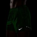 Herren-Shorts Nike Stride Dri-Fit mit Innenhose 5" green spark 7