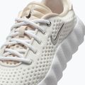 Damen-Schuhe Nike Mind 002 summit white/phantom/metallic silver 5