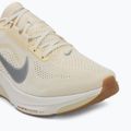 Herren-Laufschuhe Nike Pegasus 42 coconut milk/light khaki/metallic silver 7