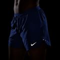 Herren-Shorts Nike Stride Dri-Fit mit 5" Innenbeinlänge und Slip-Futter in Hyper Royal 7