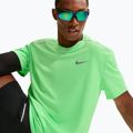 Herren-Laufshirt Nike Miler Dri-Fit UV illusion green 6