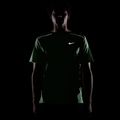 Herren-Laufshirt Nike Miler Dri-Fit UV illusion green 7