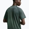 Herren-Laufshirt Nike Stride black/light green spark 5