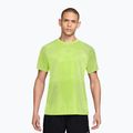 Herren-Laufshirt Nike Stride Aero-FIT light lemon twist