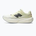 Herren-Laufschuhe New Balance FuelCell Rebel V5 pistachio butter/digital mist 2