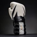 Boxhandschuhe Venum Reverso Boxing white/black 9