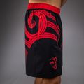 Herren Trainingsshorts Venum x Mike Tyson Tiger Training deep black/intense red 5