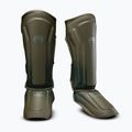 Schienbein- und Fußschützer Venum Stealth Shin khaki/dark green