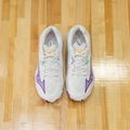 Damen-Volleyballschuhe Mizuno Wave Lightning Z8 weiß/violett indigo/camelliaros 14