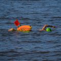 Rettungsboje BuddySwim Dry Bag with Flag 28 l orange 4