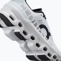 Women's On Cloudmonster allwhite Laufschuhe 16