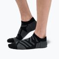 Herren On Performance Low schwarz/shadow Laufsocken 2