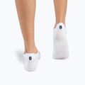 Women's On Performance Low Laufsocken weiß/elfenbein 4