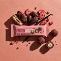 Proteinriegel GymBeam Protein Energy Balls 45 g stawberry vanilla 2