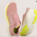 Damen Laufschuhe New Balance Fresh Foam More v4 rosa Mond 19