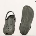 Crocs Classic Herren Pantoletten in staubigem Oliv 13